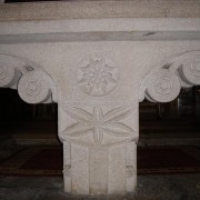 Detalle capitel igrexa de Cores